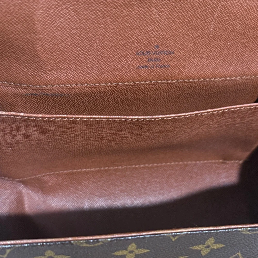 Authentic Louis Vuitton Monogram Marne Louis Vuitton handbag (Model No. M51369)